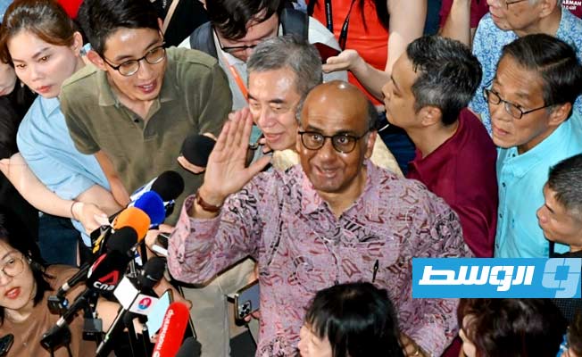 انتخاب نائب رئيس الوزراء السابق ثارمان شانموغاراتنام رئيسا لسنغافورة