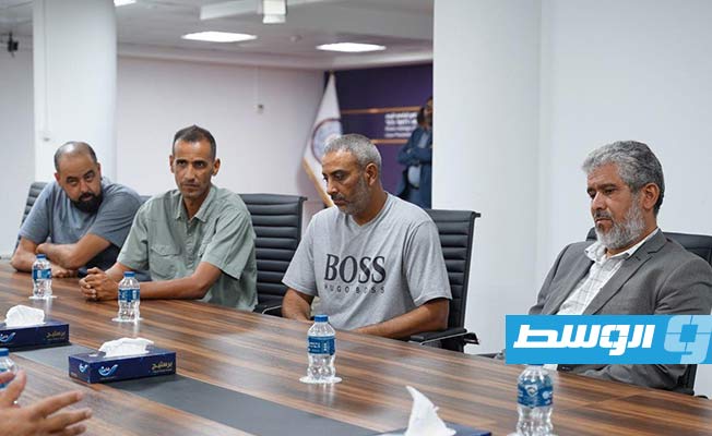 جانب من لقاء رئيس المجلس الرئاسي محمد المنفي مع وفد من بلدية الأصابعة. (المجلس الرئاسي)