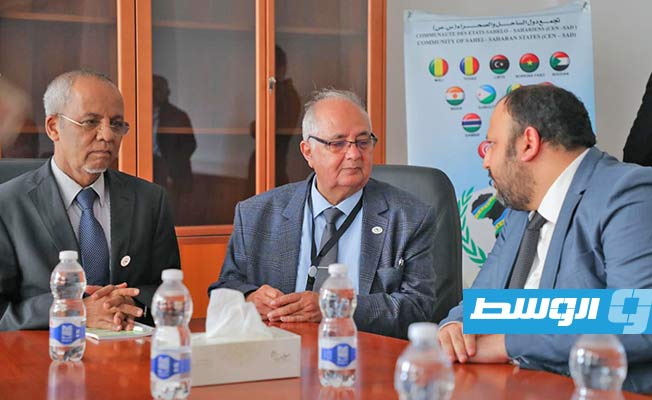 الأمين التنفيذي لتجمع دول الساحل والصحراء يتفقد مقر الأمانة العامة في طرابلس