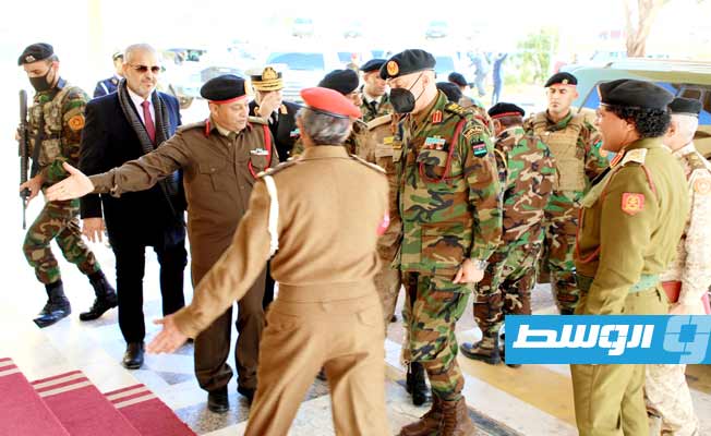 لقاء الحداد والناظوري في سرت، السبت، 8 يناير 2022. (رئاسة الأركان العامة للجيش الليبي في طرابلس)
