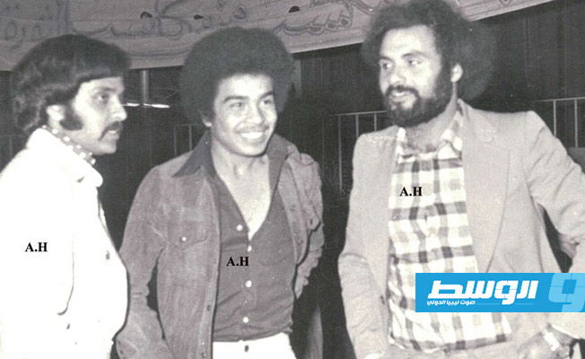 الشاب عبد المجيد حقيق الأول من اليسار