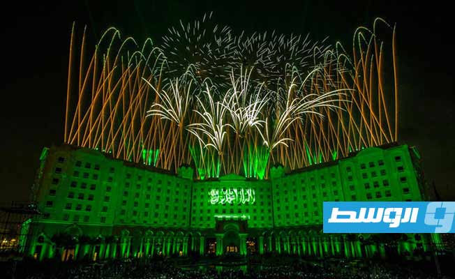 بالصور: دول الخليج تستقبل العام الجديد باحتفالات وألعاب نارية