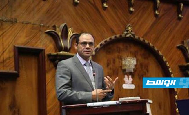 وزير «تعليم الوفاق»: أتمنى أن يكون راتب المعلم الأعلى في الدولة