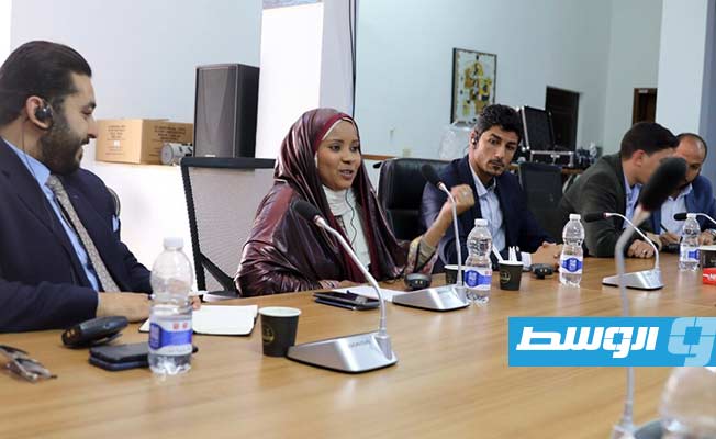 جانب من اجتماع يان كوبيش مع ممثلي منتدى حوار الشباب في طرابلس. الخميس 25 نوفمبر 2021 (موقع بعثة الأمم المتحدة للدعم في ليبيا)