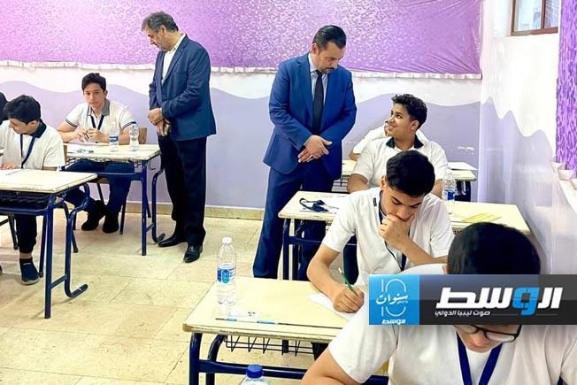 من تأدية الطلاب الليبيين في الخارج امتحانات الشهادة الثانوية (وزارة التعليم بحكومة الدبيبة)