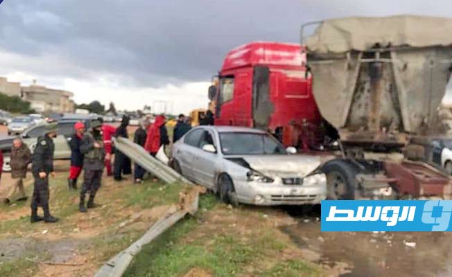 اصطدام سيارات بطريق المطار في العاصمة طرابلس، 7 يناير 2023. (مديرية أمن طرابلس)
