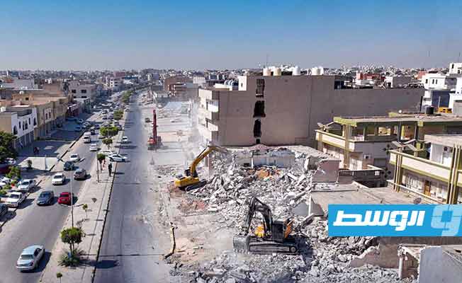 جانب من أعمال توسعة طريق 20 رمضان في طرابلس، الأربعاء 19 يوليو 2023 (حكومتنا)