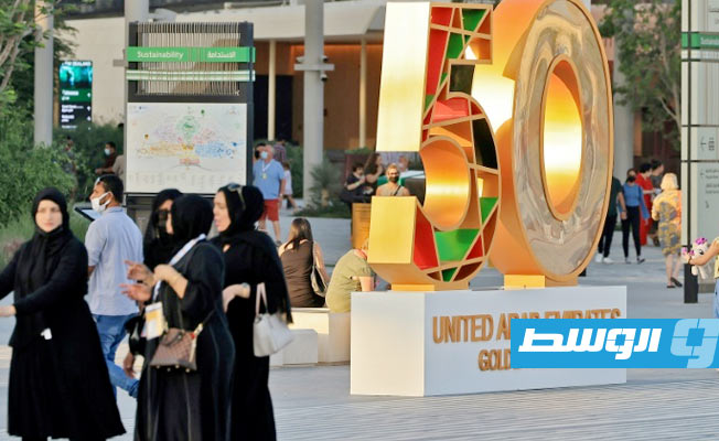 الإمارات تمنع مواطنيها «غير الملقحين» من السفر