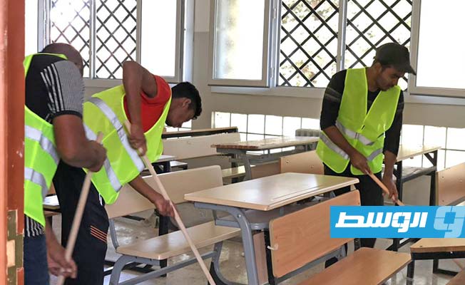 جانب من أعمال صيانة مدراس شحات والبيضاء لمساعدة طلاب درنة على بدء العام الدراسي. (يونيسف ليبيا)