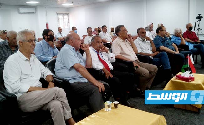 قاعة بلد الطيوب تحتضن حفل توقيع كتاب «هيرودوت» لمؤلفه الدكتور محمد الدويب (بوابة الوسط)