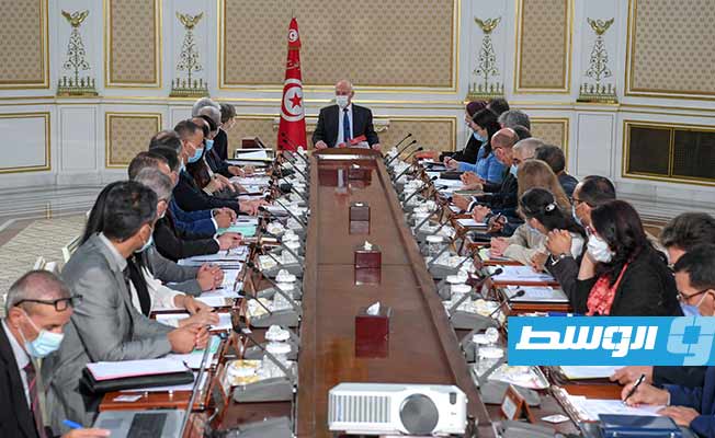 قيس سعيد يشرف على أول اجتماع للحكومة التونسية الجديدة