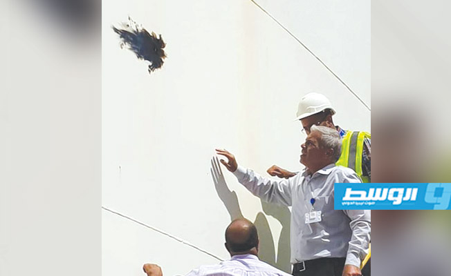 شركة البريقة تعلن عن سقوط قذيفة قرب منشآت مستودع طريق المطار بطرابلس