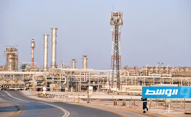 انخفاض قيمة صادرات النفط السعودية نحو 12 مليار دولار