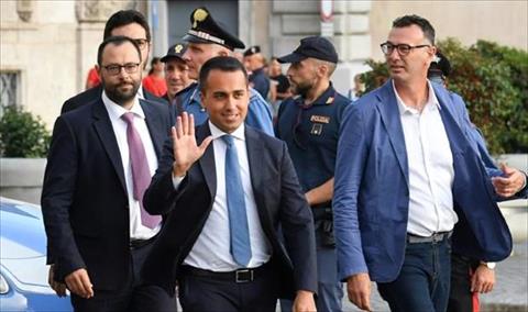 البرلمان الإيطالي يصوت على تخفيض عدد النواب