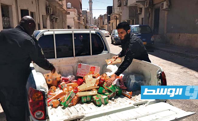 إغلاق محال تبيع مواد غذائية محظورة ولحوما فاسدة في طرابلس