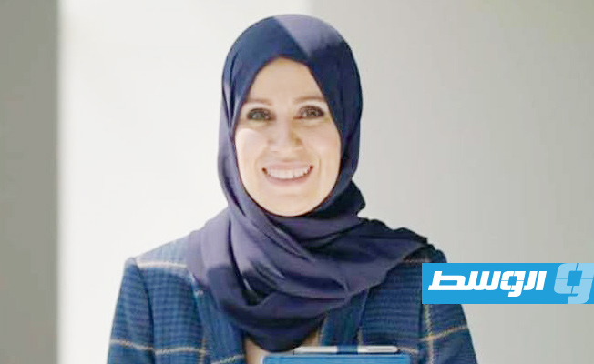 الليبية يسرى المزوغي.. استقالة أول امرأة ترأس جامعة عمانية بعد رحلة عطاء كبيرة