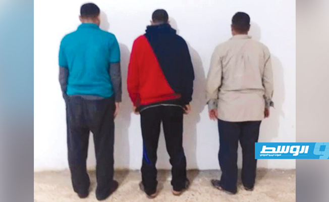 ضبط 6 أشخاص بتهمة التنقيب عن الآثار في بنغازي
