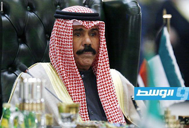 أمير الكويت يخضع لفحوصات طبية ويطمئن ولي عهده