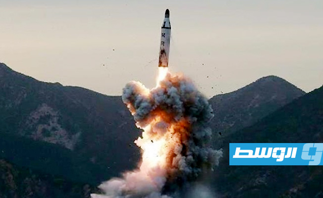 كوريا الشمالية تختبر صاروخا بالستيا عابرا للقارات