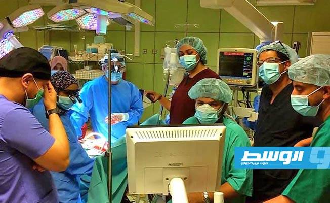 جراحة قلب في مركز بنغازي الطبي. (بوابة الوسط)