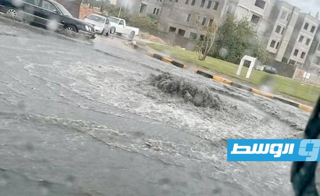 مياه الأمطار شلت حركة المرور في العاصمة طرابلسـ 23 سبتمبر 2022. (فيسبوك)
