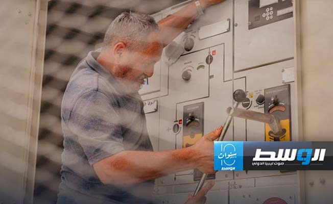 حكومة حماد: عودة الكهرباء إلى الماجوري والرويسات في بنغازي