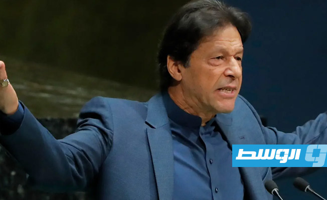 توقيف رئيس الوزراء الباكستاني السابق عمران خان