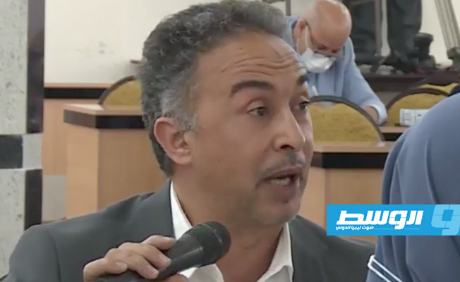 النائب الشويهدي يطالب بأن يكون العسكري مستقيلا قبل ترشحه للرئاسة بسنتين