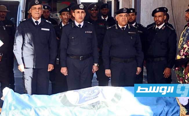 تشييع شرطي قتله متهم في عملية ضبط بمنطقة باب بن غشير