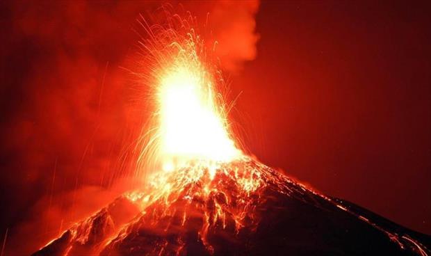 غواتيمالا تراقب بركانها الغاضب عن كثب