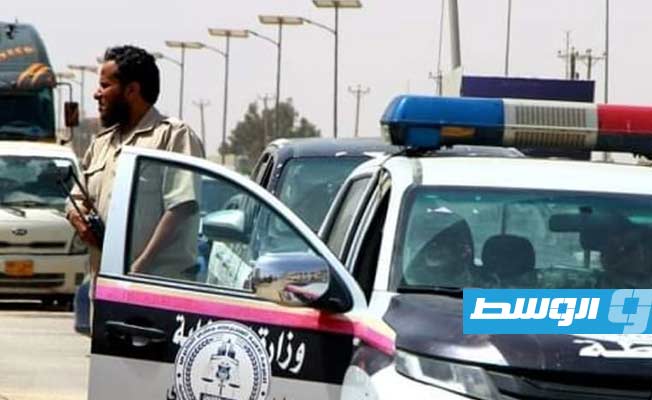 توقيف متسولين خلال الحملة الأمنية لمكافحة الظاهرة في بنغازي وضواحيها. (مديرية أمن بنغازي)