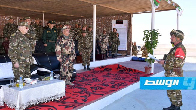 مناورات للجيش الجزائري بالذخيرة الحية قرب الحدود الليبية