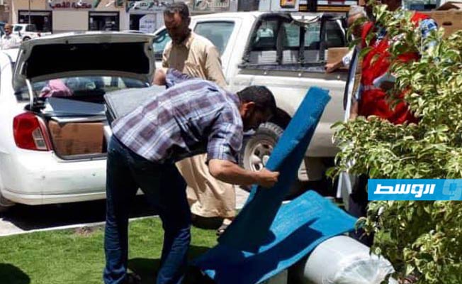 «مفوضية شؤون اللاجئين» توزع مساعدات لـ84 عائلة نازحة بمصراتة