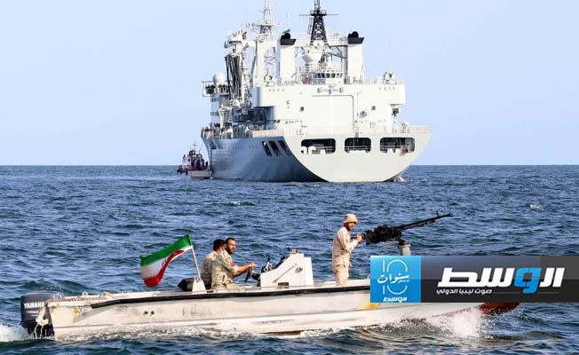 سفن حربية روسية وصينية تشارك بمناورات «الحزام الأمني» في إيران