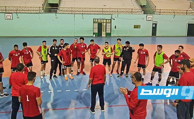 منتخب اليد للشباب يعسكر في تونس استعدادا لكأس العالم