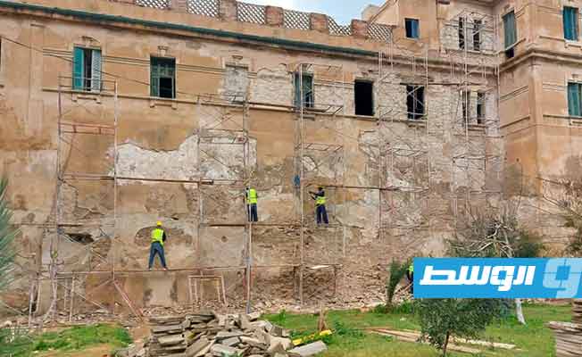 من أعمال ترميم الواجهة البحرية للمدينة القديمة في طرابلس. (جهاز تطوير طرابلس)