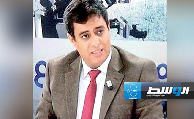 رئيس المركز اليمني المستقل للدراسات الاستراتيجية بالقاهرة د. علي حسن الخولاني. (الإنترنت)