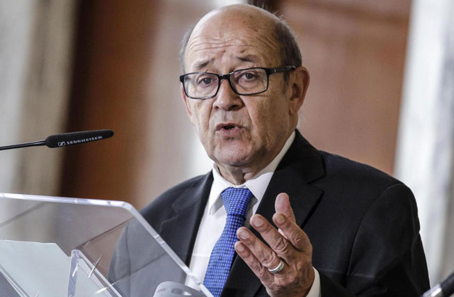 الخارجية الفرنسية تؤكد نية باريس جمع الأطراف الليبية