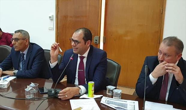 وزير «تعليم الوفاق» يبحث مع مراقبي البلديات استعدادات العام الدراسي الجديد