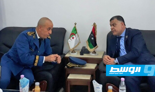 وكيل «داخلية الوفاق» يبحث في الجزائر تفعيل التعاون الأمني بين البلدين