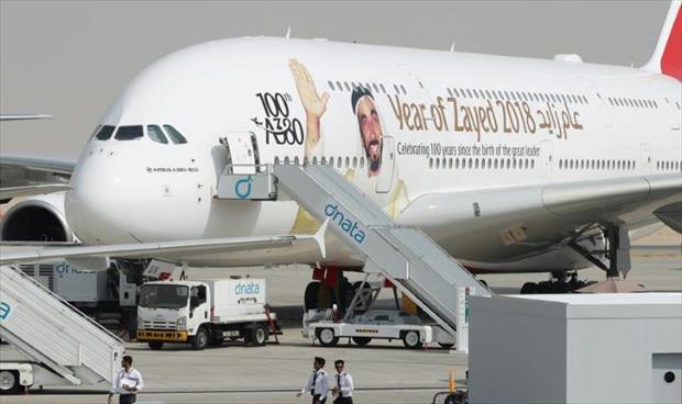 الإمارات تعلق الطيران إلى عشرات المدن عقب تسجيل أول حالتي وفاة بـ«كوفيد-19»