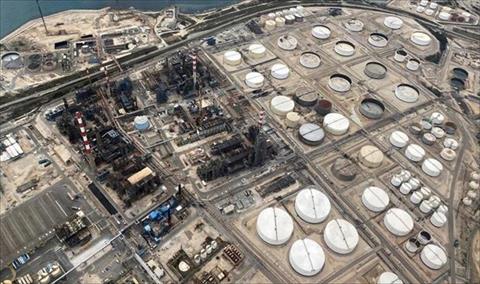 استقرار أسعار النفط مع تزايد التوترات في الشرق الأوسط وتعطل الإنتاج بأميركا