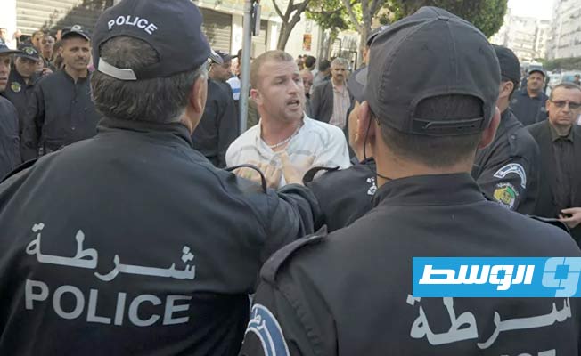 الشرطة الجزائرية توقف 27 شخصا ينتمون لمنظمة «إرهابية»