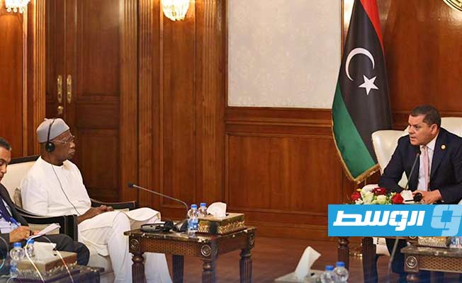 رئيس حكومة الوحدة الوطنية الموقتة، عبد الحميد الدبيبة، مع المبعوث الأممي عبدالله باتيلي. 16 أكتوبر 2022. (حكومتنا)