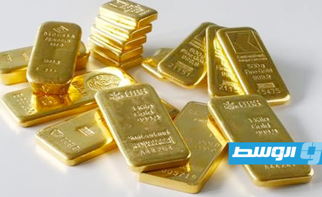 تراجع أسعار الذهب مع استقرار الدولار وسط توقعات بعقوبات جديدة ضد روسيا