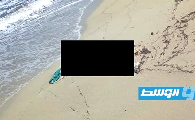 من انتشال جثة مجهولة الهوية على شاطئ منطقة العقيلة، 23 يونيو 2023. (مديرية أمن الهلال النفطي)