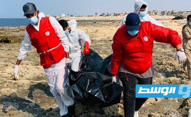 Red Crescent recovers two unidentified bodies on Sabratha beach