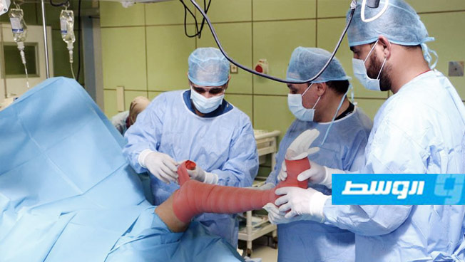 إجراء ثلاث عمليات بـ«بنغازي الطبي» بعد صيانة القسم.. وقويدر: سنجري 15 عملية جراحية في اليوم الواحد