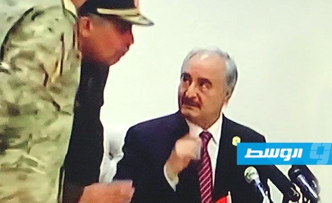 المشير حفتر: أنا بصحة جيدة والجيش هو الوسيلة لتحقيق امنيات الشعب الليبي