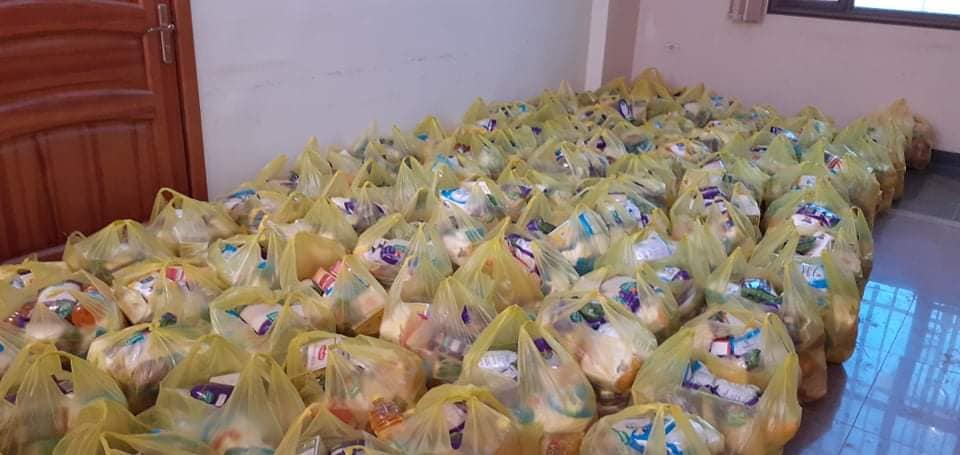 1500 سلة مستهدفة.. بدء توزيع سلات العيد على النازحين في تاجوراء